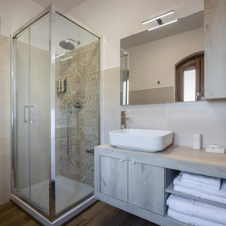 Villa Toce B&B * Cave